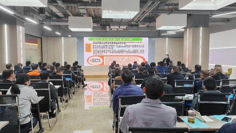 企业内训现场实施，如何确保规范高效？**