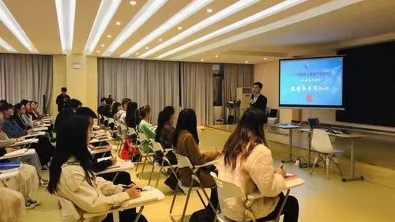 少儿编程与机器人编程：价格背后的价值考量